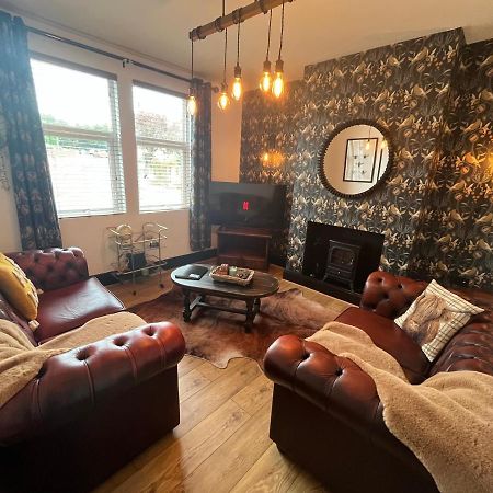 Royston Village, Barnsley, 1930'S Contemporary Villa Экстерьер фото